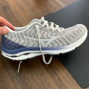 Mizuno Wave Rider Waveknit 24